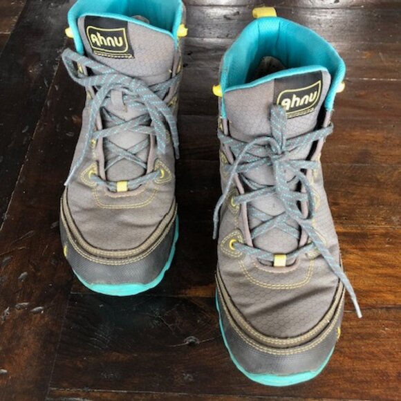 Ahnu Vibram Waterproof Hiker (Sz 8.5) - Picture 2 of 10